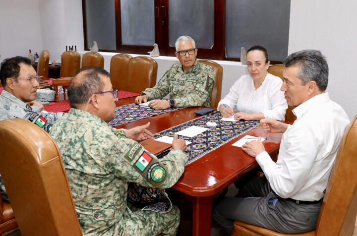 Se reúne Rutilio Escandón con mandos de Sedena y Guardia Nacional