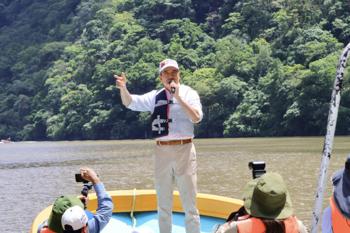 Supervisa Rutilio Escandón limpieza permanente del Cañón del Sumidero; invita al turismo a visitarlo