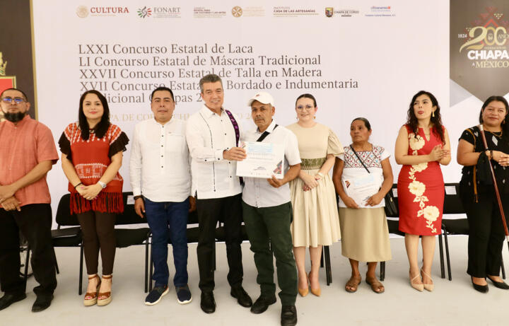 En Chiapa de Corzo, Rutilio Escandón encabeza premiación de concursos estatales de artesanías tradicionales