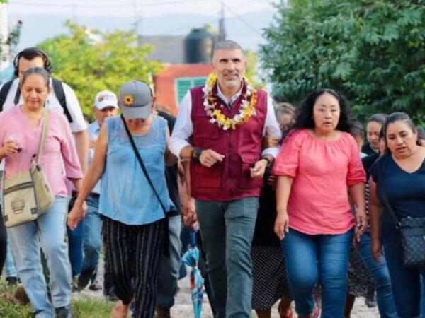 Habrá seguridad y obras de infraestructura en colonia Las Granjas: Ángel Torres