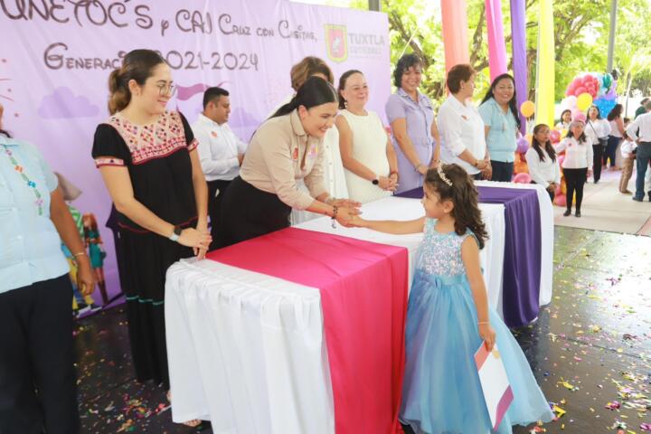 DIF Tuxtla celebra clausura del ciclo escolar 2021-2024 con emotiva despedida