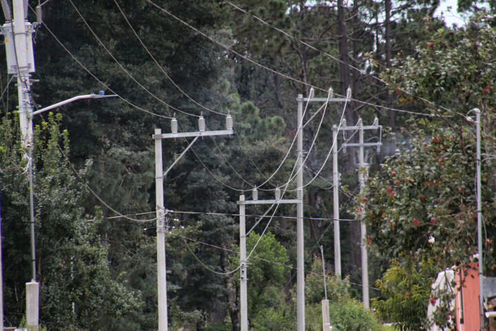 Rutilio Escandón inaugura red eléctrica en Corazón de María, municipio de San Cristóbal de Las Casas