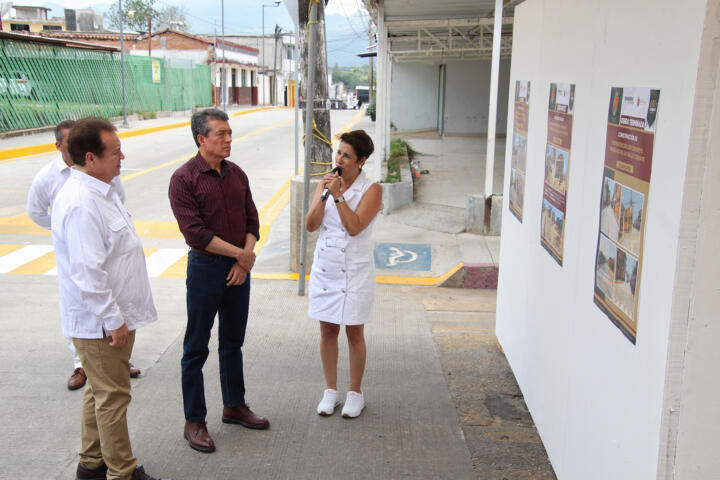 Rutilio Escandón inaugura pavimentación y mejoramiento integral de vialidad en Villaflores