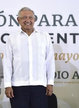 Confía AMLO que los próximos legisladores devuelvan el “espíritu de justicia social” a la Constitución