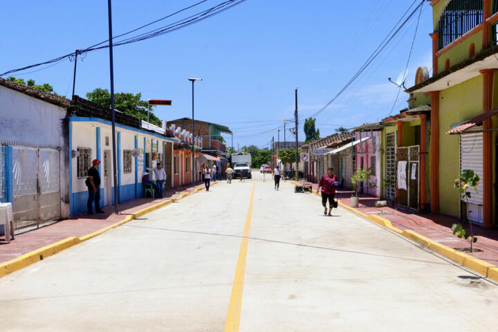 En Pijijiapan, Rutilio Escandón inaugura mejoramiento integral de calles en localidad Joaquín Miguel Gutiérrez