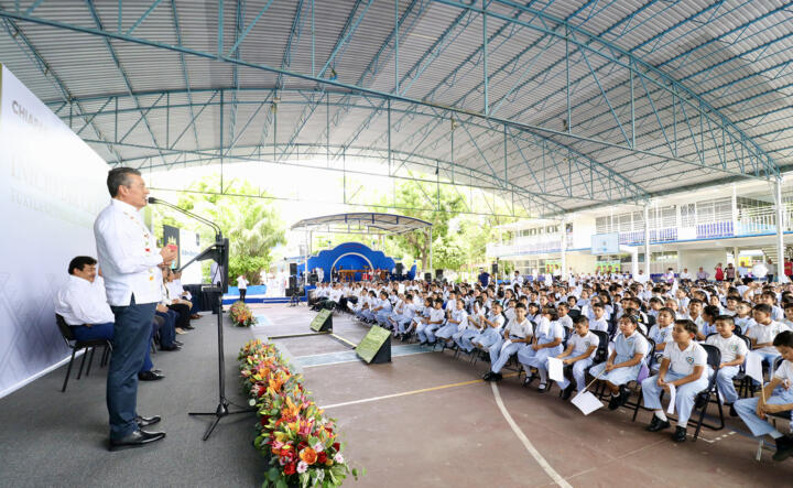 Rutilio Escandón pone en marcha Ciclo Escolar 2024-2025; inician clases más de un millón 871 mil 500 estudiantes