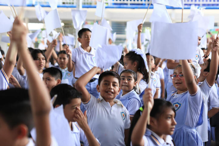 Rutilio Escandón pone en marcha Ciclo Escolar 2024-2025; inician clases más de un millón 871 mil 500 estudiantes