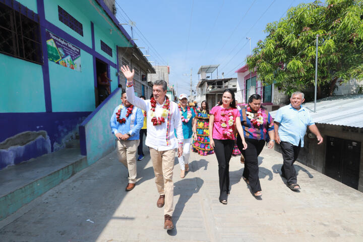 Rutilio Escandón inaugura construcción de la Unidad Deportiva de Chiapilla