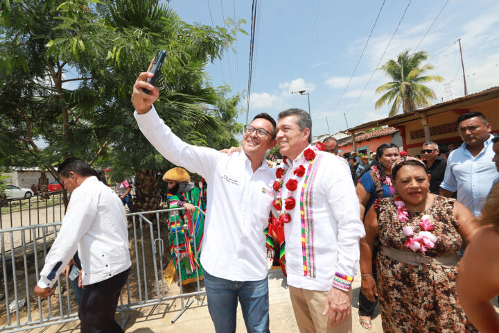 En Chiapilla, Rutilio Escandón inaugura pavimentación de calles en la colonia Lázaro Cárdenas