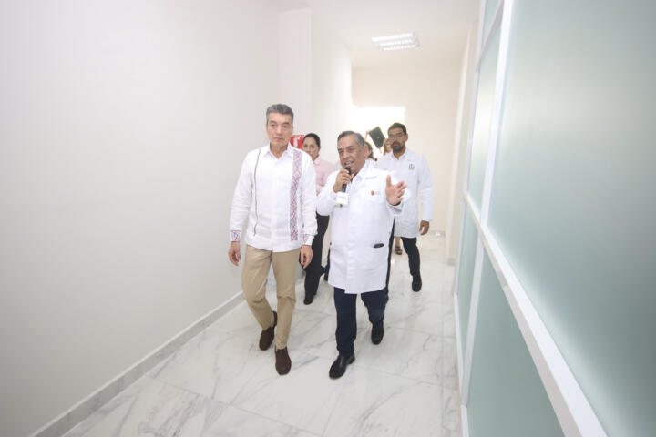 Inaugura Rutilio Escandón Almacén de Red de Frío del Distrito de Salud I Tuxtla Gutiérrez