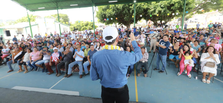 En Jiquipilas, Rutilio Escandón moderniza el Parque Público de la localidad José María Pino Suárez