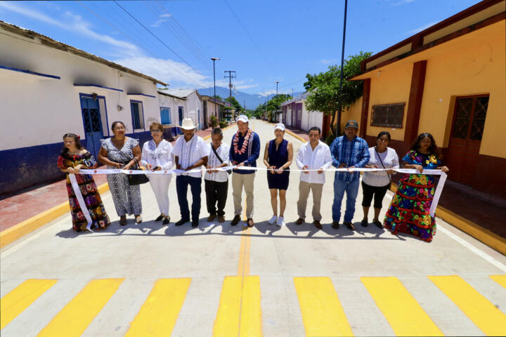 En Pijijiapan, Rutilio Escandón inaugura mejoramiento integral de calles en localidad Joaquín Miguel Gutiérrez