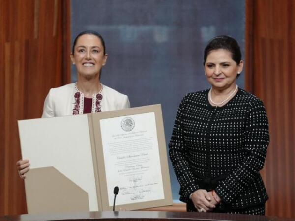 Claudia Sheinbaum recibe constancia como presidenta electa de México por parte del Tribunal Electoral