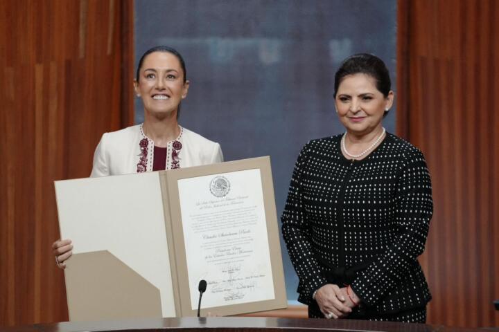 Claudia Sheinbaum recibe constancia como presidenta electa de México por parte del Tribunal Electoral