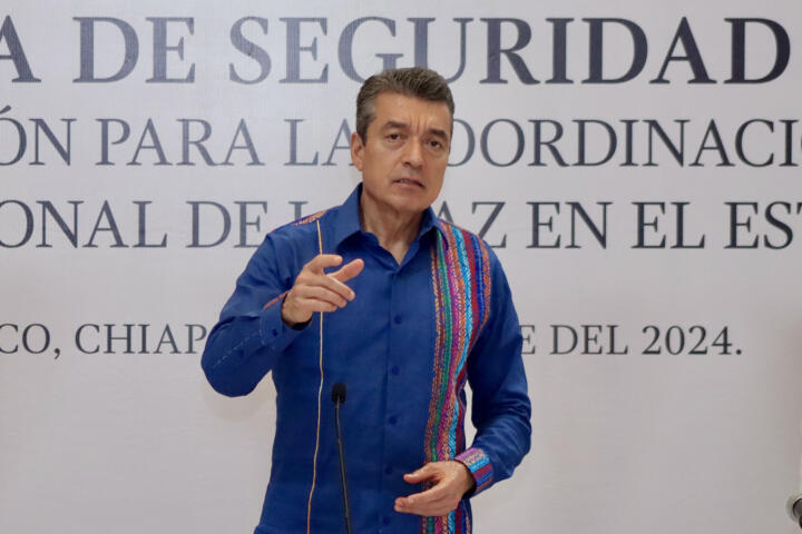 Autoridades atienden daños materiales y brindan ayuda a población afectada por lluvias: Rutilio Escandón