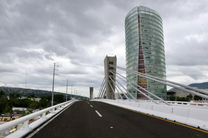 Rutilio Escandón inaugura Paso Vehicular Superior “Torre Chiapas” de Tuxtla Gutiérrez