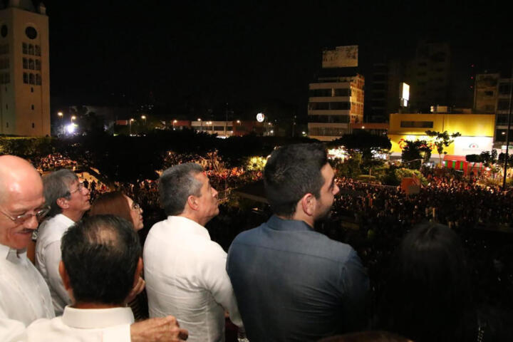 Yuridia, Majo Aguilar y Arturo Aquino festejan con el pueblo el Bicentenario de la Federación de Chiapas a México