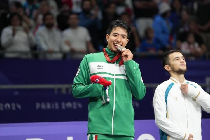 Luis Mario Nájera hace historia al conseguir medalla de plata en los Juegos Paralímpicos París 2024