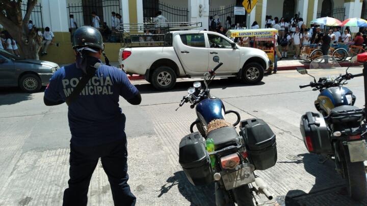 Mantiene Policía Municipal presencia en escuelas de Tuxtla