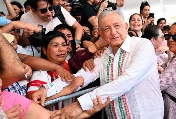 “Ahora sí hay una auténtica democracia”, asegura AMLO desde su casa Palenque