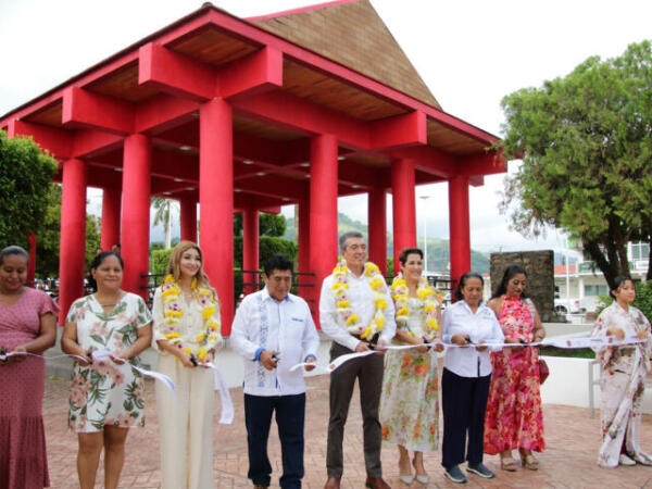 En Acacoyagua, Rutilio Escandón inaugura la reconstrucción del Parque Central “Enomoto”