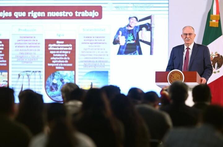 Presidenta Claudia Sheinbaum presenta programa de soberanía alimentaria para impulsar el campo mexicano y garantizar alimentación saludable a todos los mexicanos