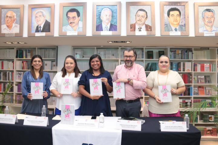 Presenta IEPC su obra editorial “30 años delineando la democracia en Chiapas