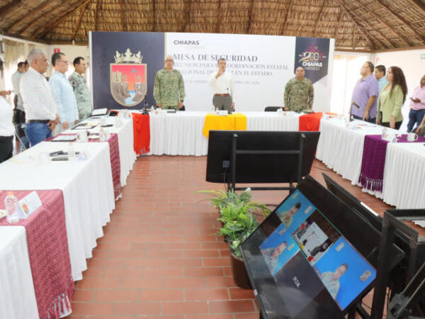 Rutilio Escandón felicita y reconoce a la Universidad Autónoma de Chiapas por su 50 aniversario