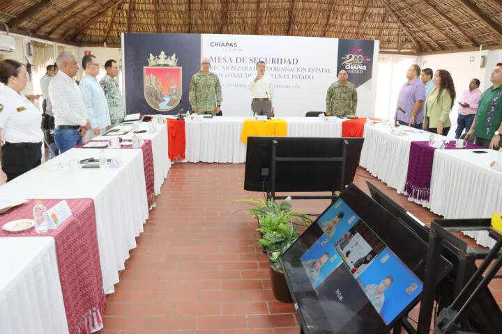 Rutilio Escandón felicita y reconoce a la Universidad Autónoma de Chiapas por su 50 aniversario