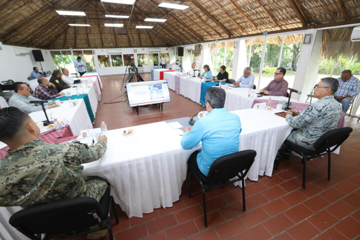 Uso de aeronaves oficiales ha permitido fortalecer el bienestar y salvar muchas vidas: Rutilio Escandón