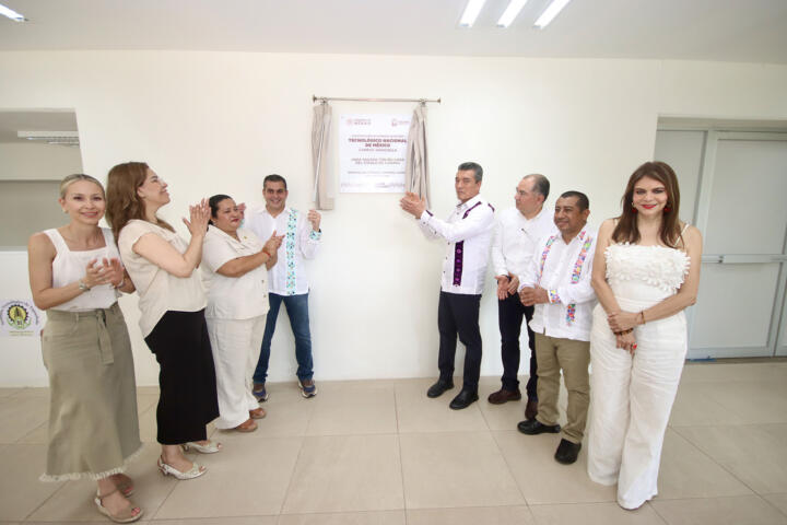 Rutilio Escandón inaugura gimnasio-auditorio del Instituto Tecnológico de Tapachula