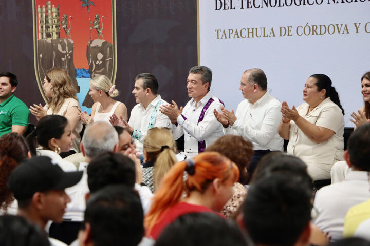 Rutilio Escandón inaugura gimnasio-auditorio del Instituto Tecnológico de Tapachula