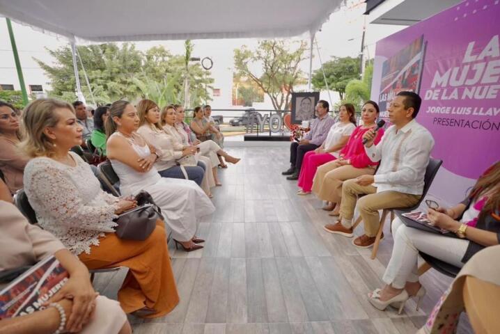 Reconoce AMMJE a Llaven Abarca como promotor de los derechos de las mujeres en Chiapas