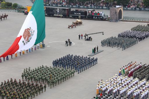 El mundo entero ve a México con admiración; las y los mexicanos en EUA son héroes de la patria: presidenta Claudia Sheinbaum