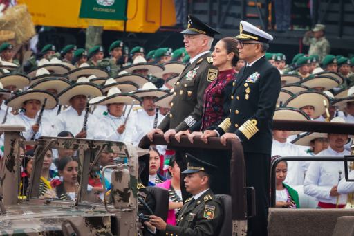 El mundo entero ve a México con admiración; las y los mexicanos en EUA son héroes de la patria: presidenta Claudia Sheinbaum