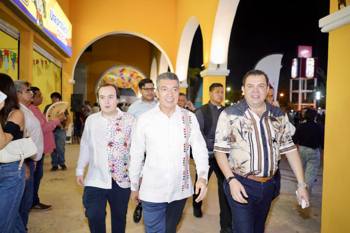 Acompaña Rutilio Escandón a Joaquín Díaz Mena en la inauguración de la Feria Internacional de Yucatán Xmatkuil 2024