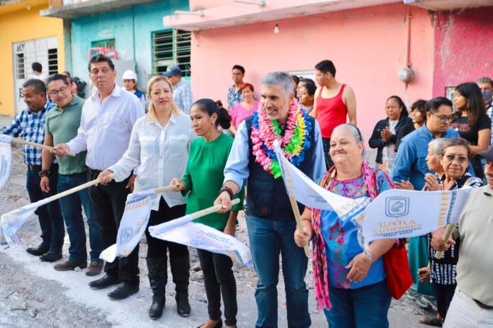 Continúan obras sociales en beneficio de familias de Pistimbak y Burocrática Maya: Angel Torres