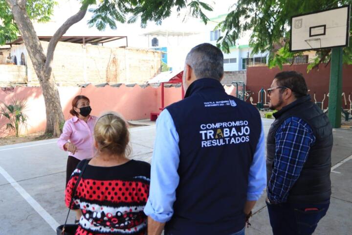 Continúan obras sociales en beneficio de familias de Pistimbak y Burocrática Maya: Angel Torres