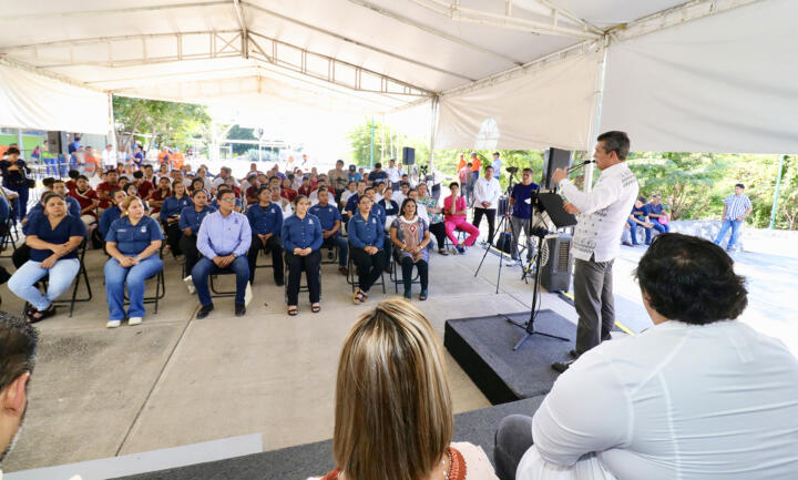 Rutilio Escandón inaugura edificio en la sede de la Unicach de Venustiano Carranza