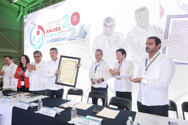 Rutilio Escandón asiste a la inauguración de la Conferencia Internacional ANUIES 2024 encabezada por Mario Delgado