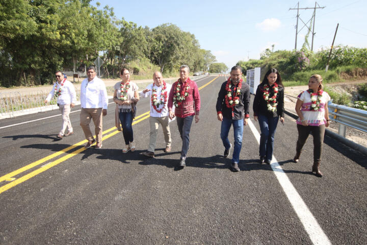 Rutilio Escandón inaugura el puente Río Blanco y la cuarta etapa de la carretera La Angostura-Pujiltic