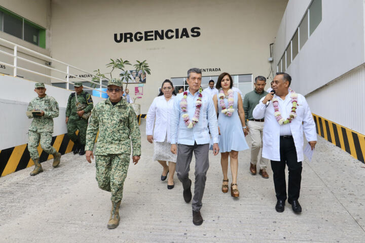 Entrega Rutilio Escandón equipamiento para fortalecer el Banco de Leche Humana del Hospital Regional de Tuxtla