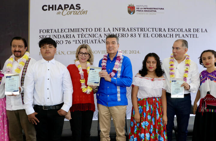 En Ixhuatán, Rutilio Escandón inaugura espacios en la Secundaria Técnica No. 83 y del Cobach Plantel 76