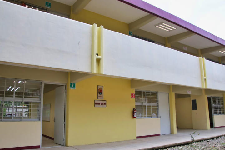 Rutilio Escandón inaugura infraestructura educativa en el CETIS No. 85 de Huixtla