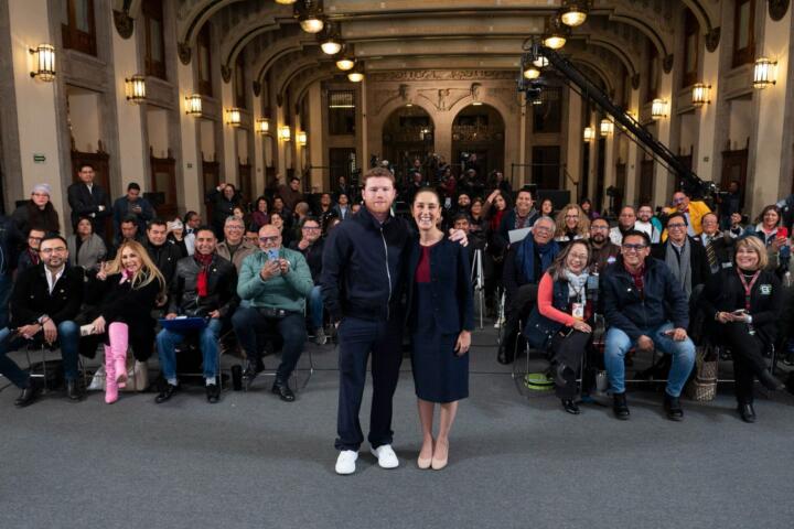 Presidenta Claudia Sheinbaum anuncia clase de box más grande del mundo; “Canelo” Álvarez difundirá este evento deportivo