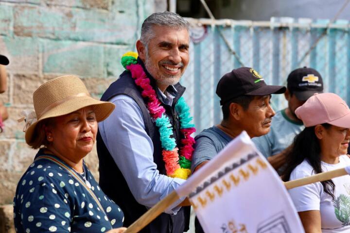 Obras integrales beneficiarán a familias de Loma Bonita: Angel Torres