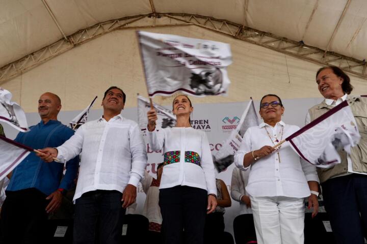 Presidenta Claudia Sheinbaum da banderazo de del parque ecoturístico "La Ceiba" en Palenque, Chiapas