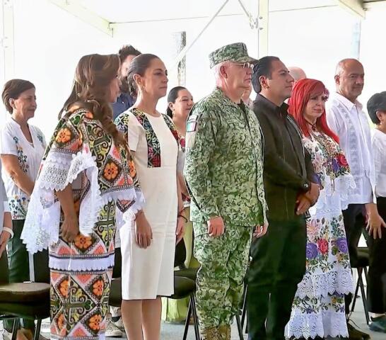 Eduardo Ramírez acompaña a Claudia Sheinbaum al primer aniversario del Tren Maya