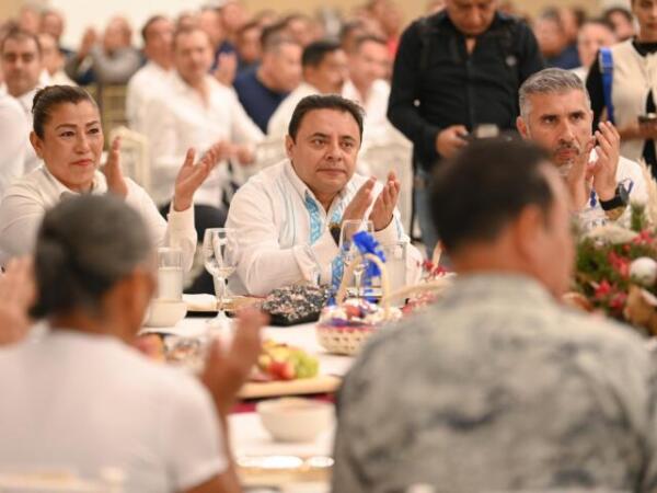 Moreno Guillén reconoce labor de las y los policías para devolver la paz y tranquilidad a Chiapas