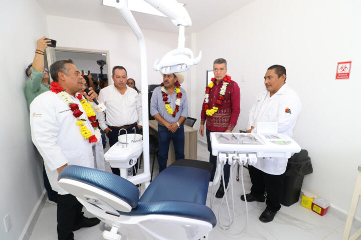 Inaugura Rutilio Escandón reconversión del Hospital Básico Comunitario de Ostuacán